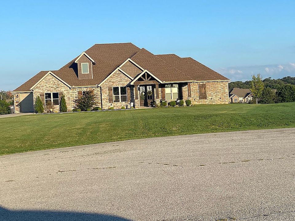 1st image of 15025 Andria Cir
