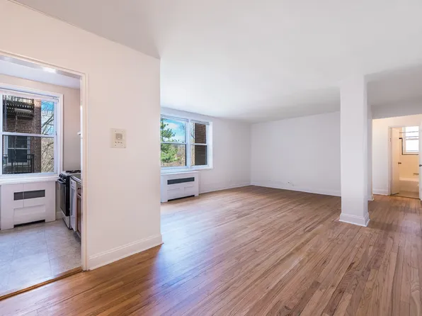 1376 Midland Ave, Bronxville, NY