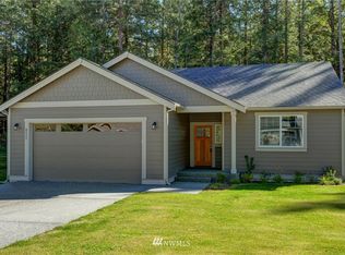 8232 Balfour Valley Dr, Maple Falls, WA