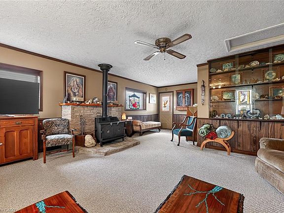 3rd image of 776443 Blandford Rd