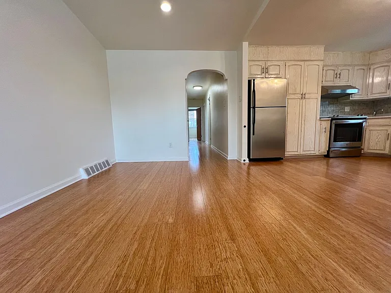 569 Domino Ln — Photo 8