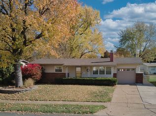 2030 Loveland Dr, Florissant, MO