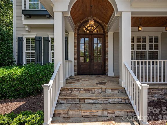 4th image of 406 Belo Ct