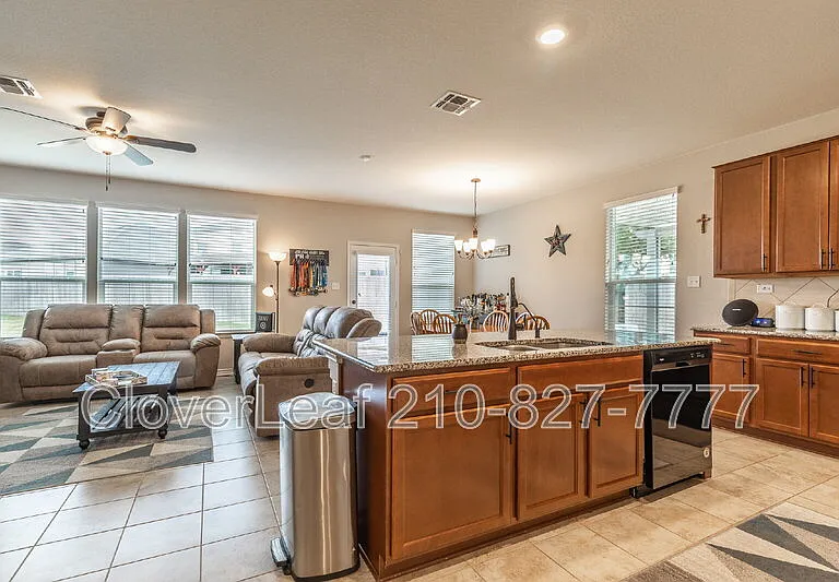 3335 Windfield Path — Photo 5