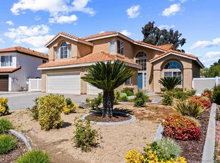 41477 Agean Ct, Murrieta, CA 92562