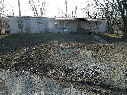 1st image of 102 N Olive St