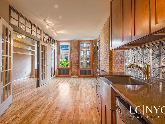 5th image of 106 W 118th St APT 3