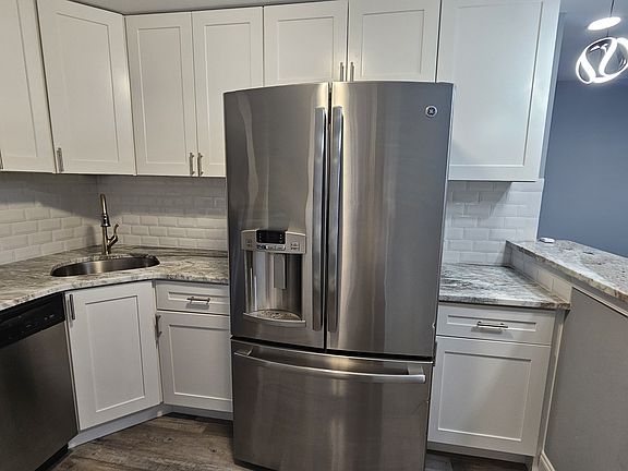 4th image of 5905 Houghton St Floor 1