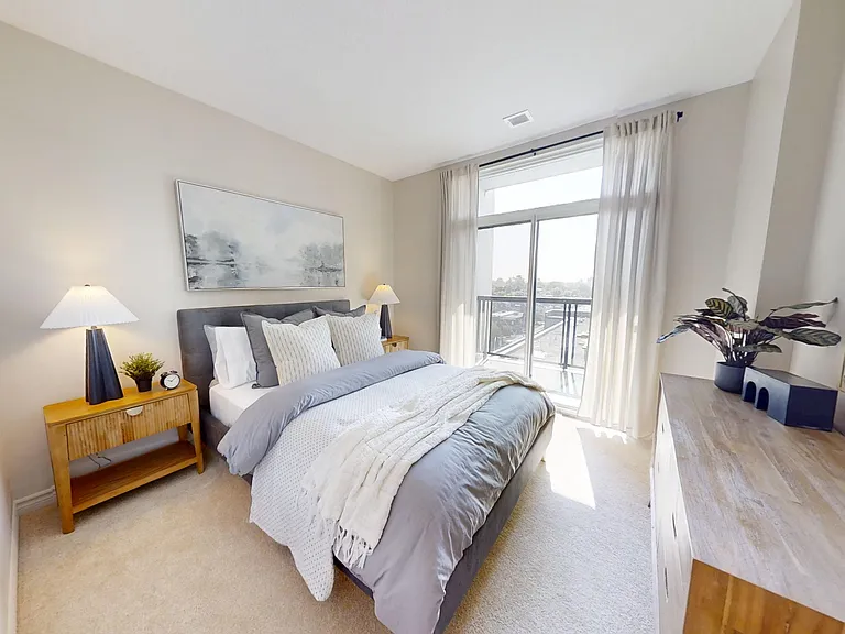 475 King St E — Photo 27