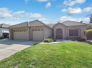 1176 Skyline Dr, Yuba City, CA