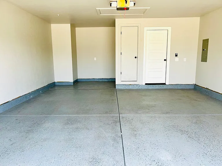 18608 Cantar Dr — Photo 12