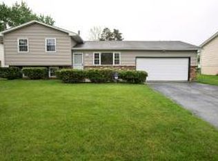 3316 Simmons Dr, Grove City, OH