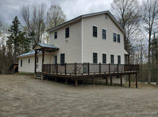 30 Montfort Dr, Strong, ME 04983