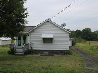 5077 Purchase Line Rd, Commodore, PA 15729