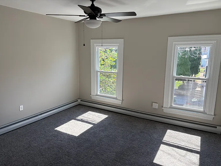 1031 Washington St #2 — Photo 1