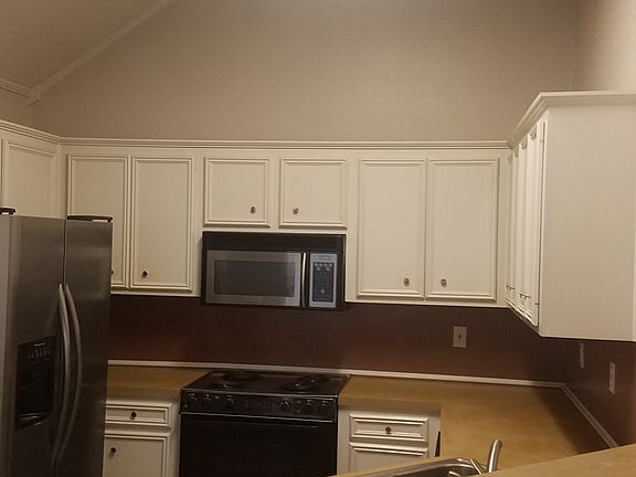 3rd image of 2101 Starling Dr