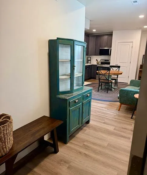 Suite Entrance