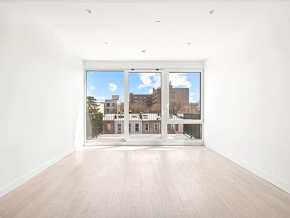 2nd image of 112 Cooper St #4B