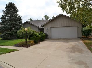 33134 Sandpiper Ct, North Ridgeville, OH