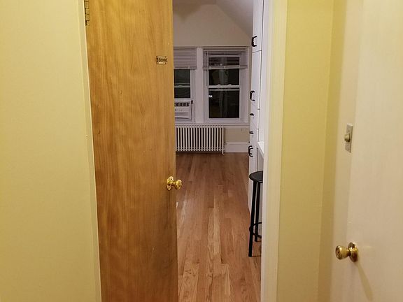 3rd image of 4601 196th St