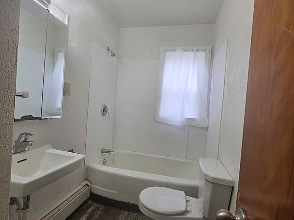 5th image of 804 8th St N #804
