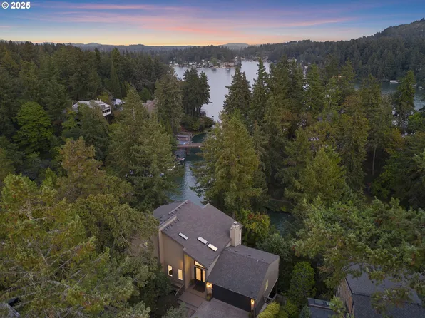 15400 Diamond Head Rd, Lake Oswego, OR 97034