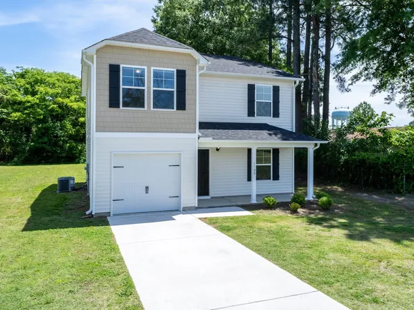 1108 Hugh St, Goldsboro, NC 27530