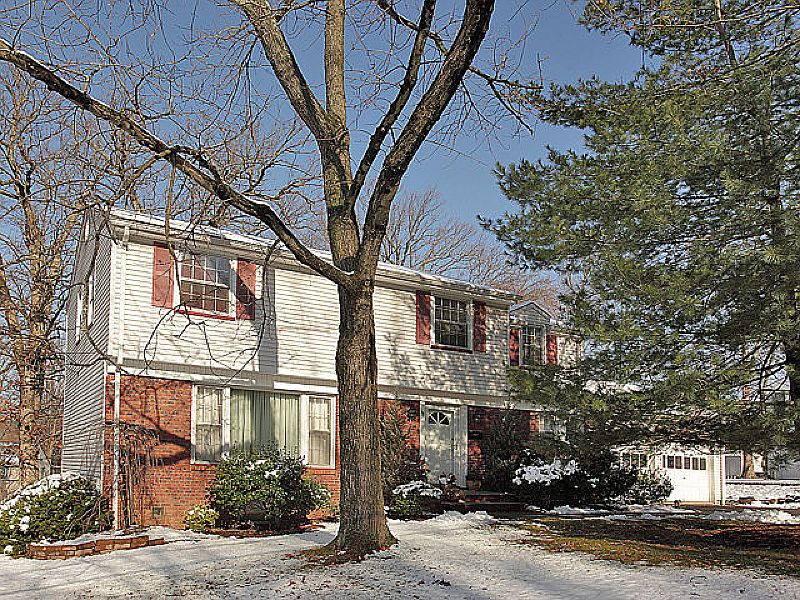 1st image of 111 Fairview Ave