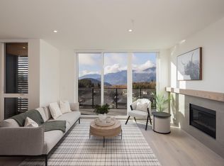 3405 Mamquam Rd #101, Squamish, BC V8B0H7