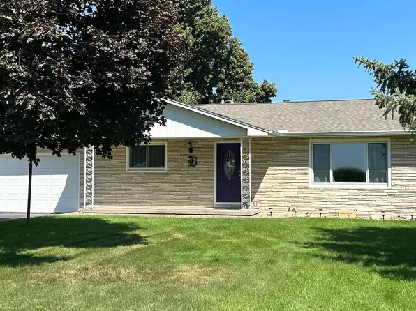 3215 S Baltimore Ave, Hastings, NE 68901