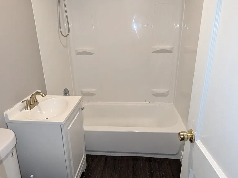 177 Pine St #E — Photo 5