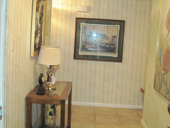 5th image of 274 N. Driftwood Bay #43D