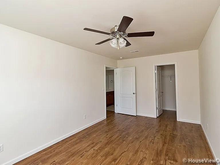 192 Lotus Dr — Photo 10
