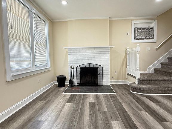 4th image of 2030 Liberty St