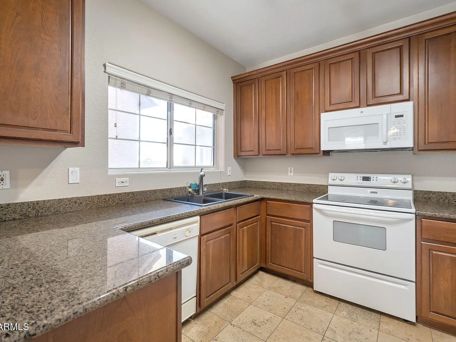 2 bed, 2.0 bath, 957 sqft, $1,850 — Photo 4
