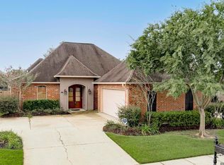 8601 Foxfield Dr, Baton Rouge, LA 70809