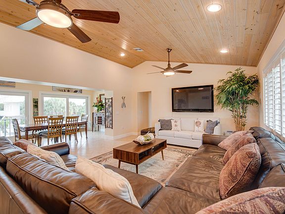 3rd image of 1323 Hudgins Dr