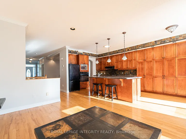 12 Maple Stand Way — Photo 4