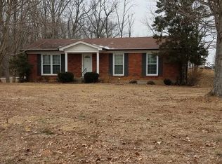 245 Foxboro Rd, Brandenburg, KY 40108