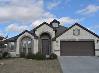 621 Richard St, Crowley, TX 76036