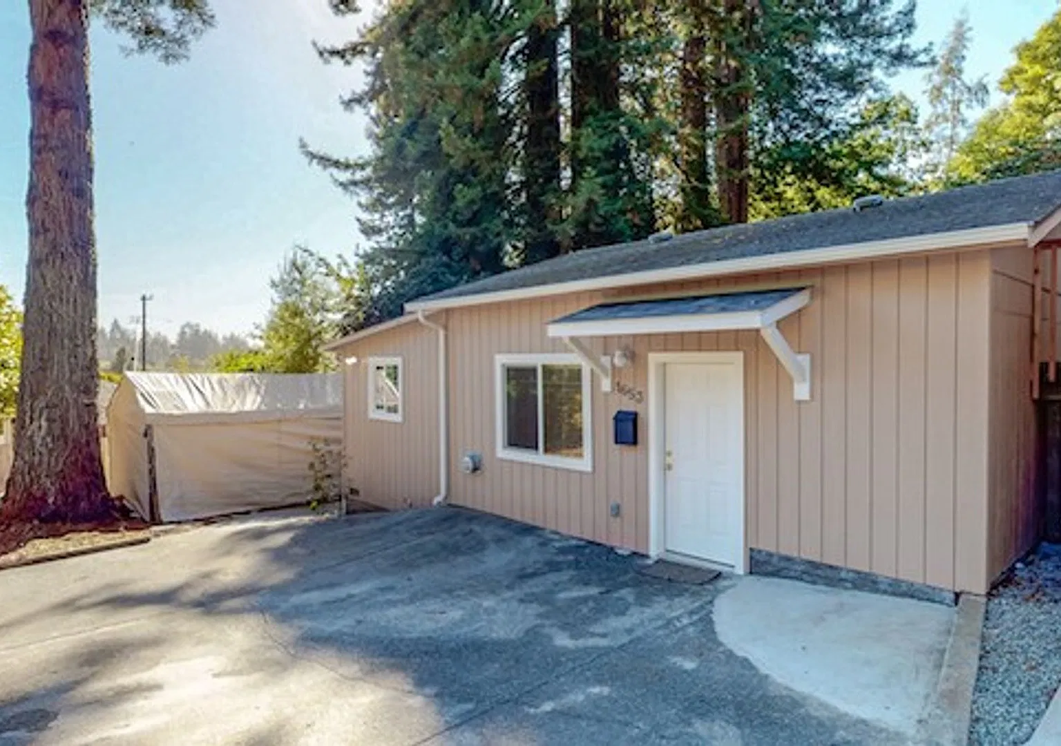 Arcata 1 Bedroom Retreat — Photo 1