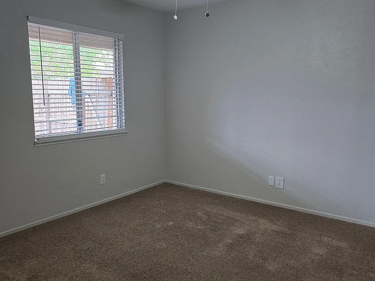 832 Commercial Ave #A & B — Photo 11