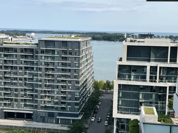 16 Bonnycastle St #1506, Toronto, ON M5A 0C9