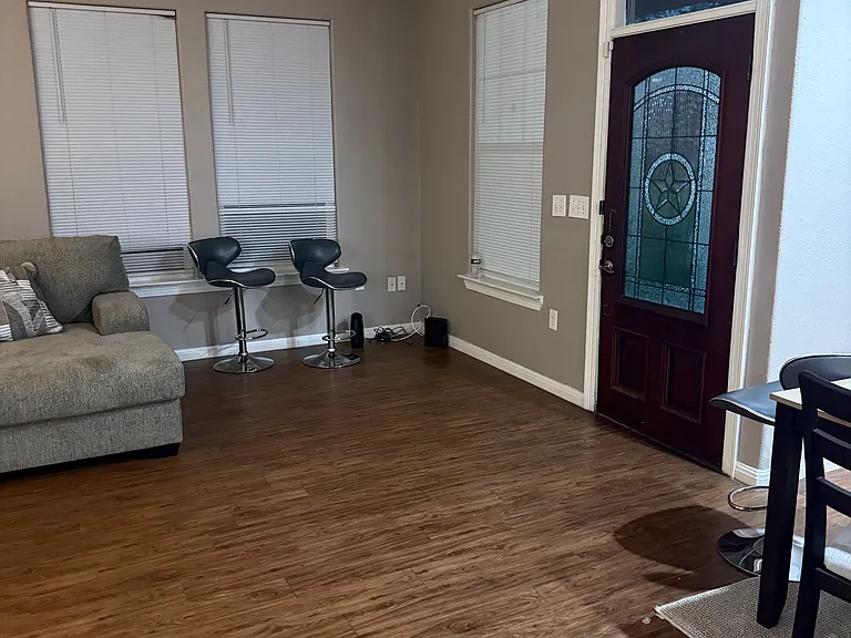 590 E Virginia St #2 — Photo 8