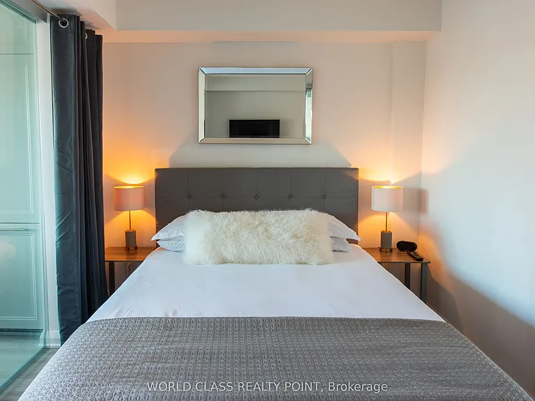 155 Yorkville Ave #519 — Photo 6