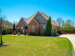37 Ivy Dr, Fayetteville, TN 37334