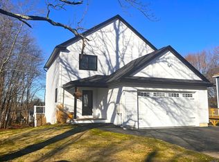 7 Crockett St, Rochester, NH 03867