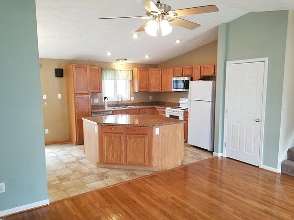 Kitchen with island