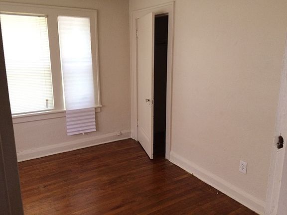 4th image of 3537 Arden Ave