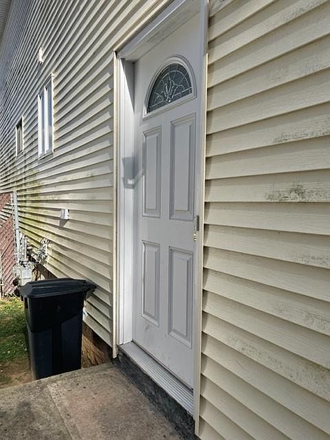 1st image of 445 Getz Ave Floor 2